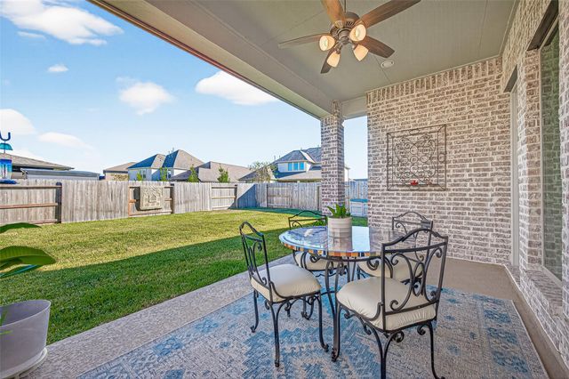 8922 Flounder Ridge Drive, Cypress, TX 77433