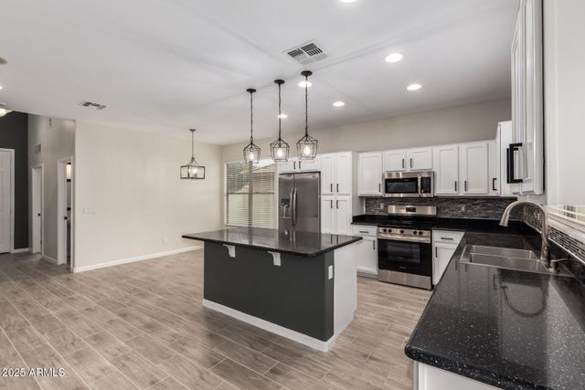 1329 E CECIL Court, Casa Grande, AZ 85122