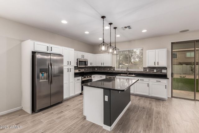 1329 E CECIL Court, Casa Grande, AZ 85122