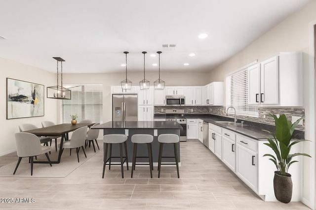 1329 E CECIL Court, Casa Grande, AZ 85122