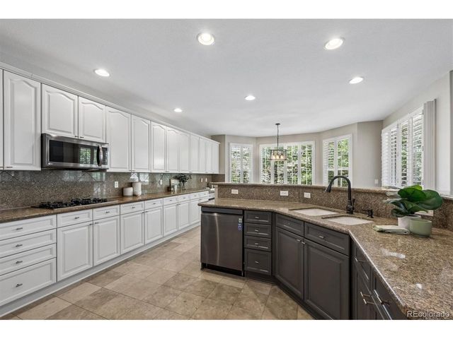 10284 Charissglen Cir, Highlands Ranch, CO 80126