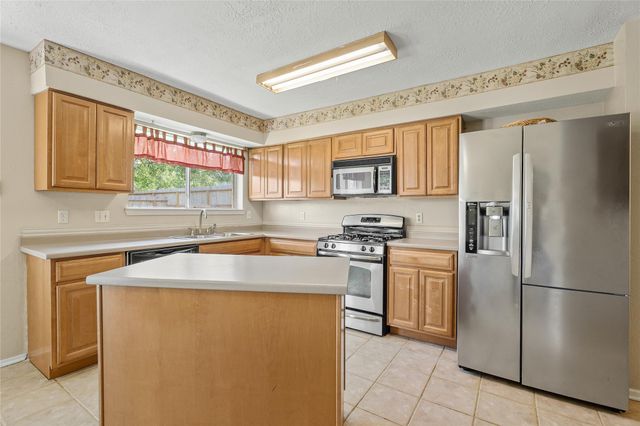 15807 Castorglen Drive, Houston, TX 77598