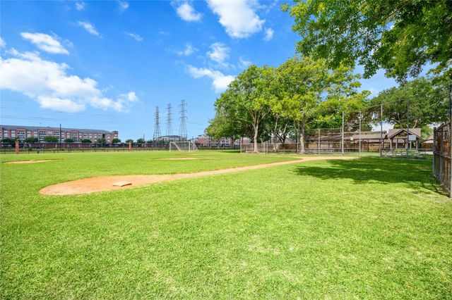 15807 Castorglen Drive, Houston, TX 77598