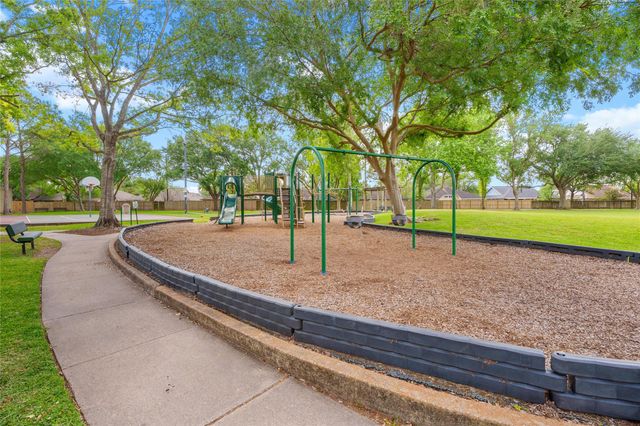 15807 Castorglen Drive, Houston, TX 77598