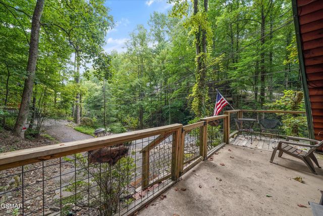 1188 Ski Mountain Road, Gatlinburg, TN 37738