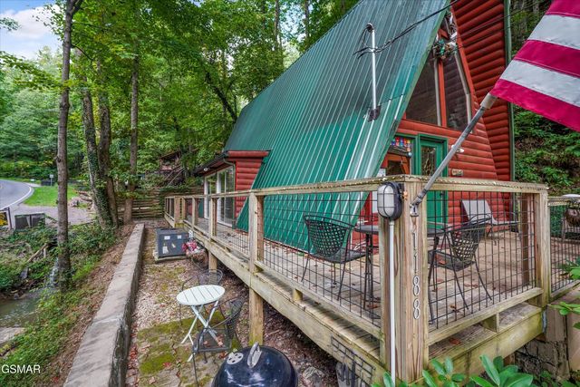 1188 Ski Mountain Road, Gatlinburg, TN 37738