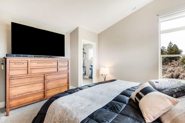 20844 SE Sotra Loop, Bend, OR 97702