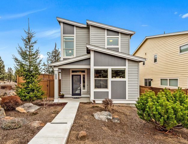 20844 SE Sotra Loop, Bend, OR 97702