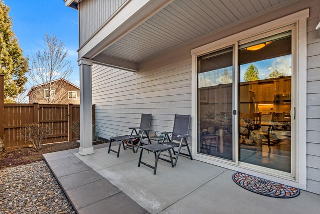 20844 SE Sotra Loop, Bend, OR 97702