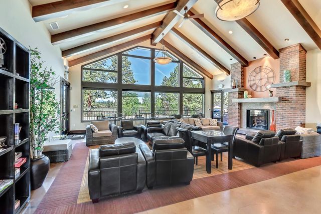 20844 SE Sotra Loop, Bend, OR 97702