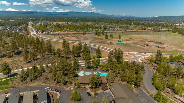 20844 SE Sotra Loop, Bend, OR 97702