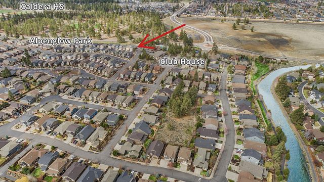 20844 SE Sotra Loop, Bend, OR 97702