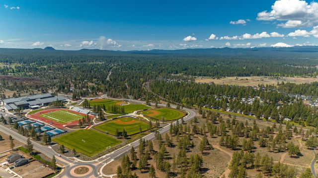 20844 SE Sotra Loop, Bend, OR 97702