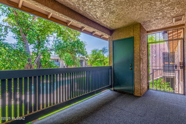 8080 E Speedway Blvd Unit 414, Tucson, AZ 85710