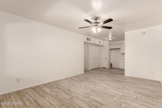 8080 E Speedway Blvd Unit 414, Tucson, AZ 85710