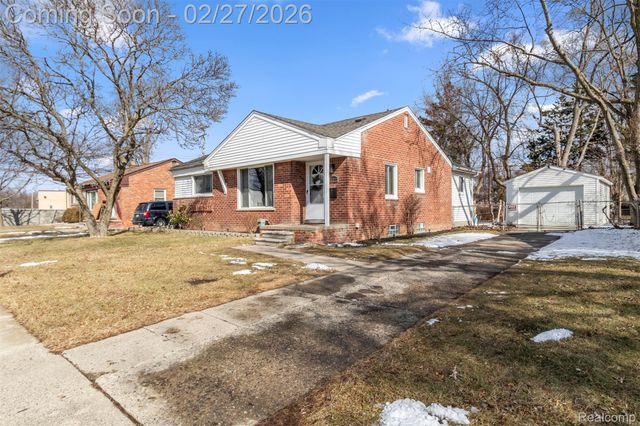 11322 Garden Street, Livonia, MI 48150