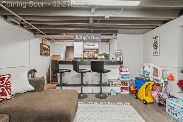 11322 Garden Street, Livonia, MI 48150