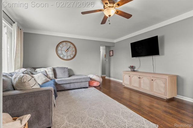 11322 Garden Street, Livonia, MI 48150