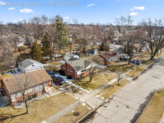 11322 Garden Street, Livonia, MI 48150