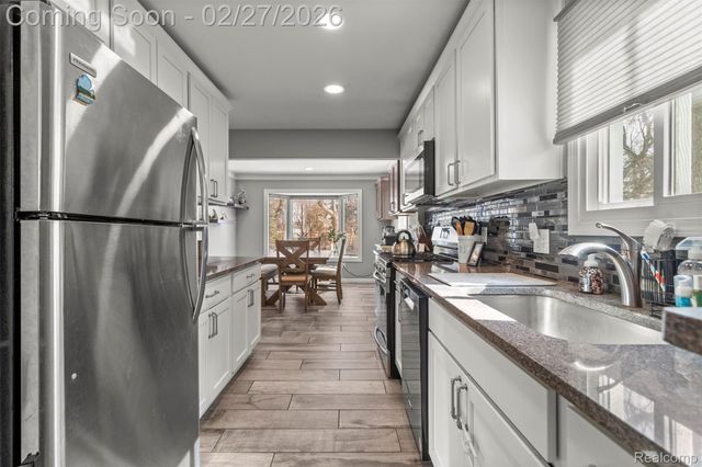 11322 Garden Street, Livonia, MI 48150