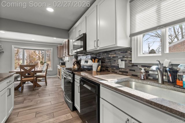 11322 Garden Street, Livonia, MI 48150