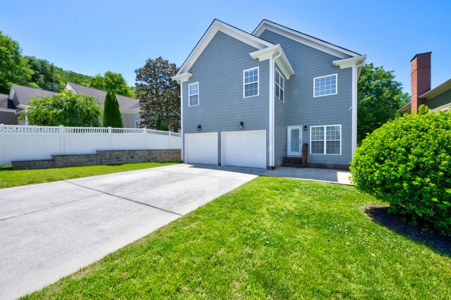 1073 Reunion Drive, Chattanooga, TN 37421