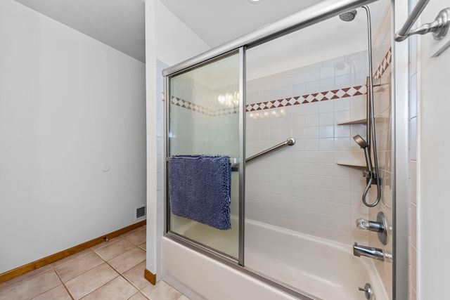 11460 Hearthside Drive, Putnam Twp, MI 48169