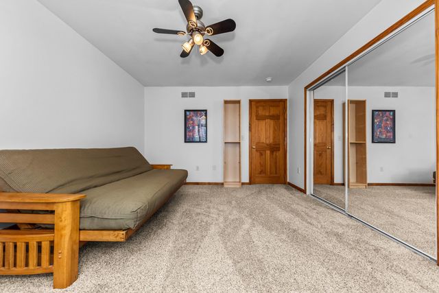 11460 Hearthside Drive, Putnam Twp, MI 48169