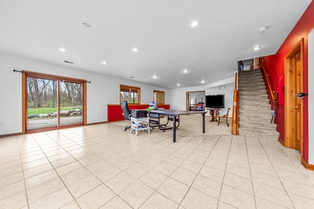 11460 Hearthside Drive, Putnam Twp, MI 48169