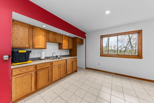 11460 Hearthside Drive, Putnam Twp, MI 48169