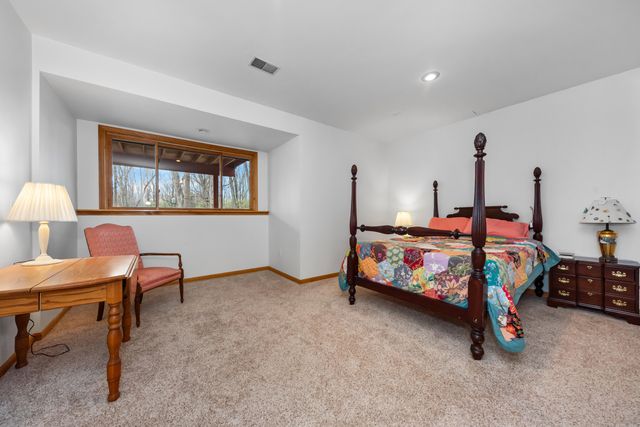 11460 Hearthside Drive, Putnam Twp, MI 48169