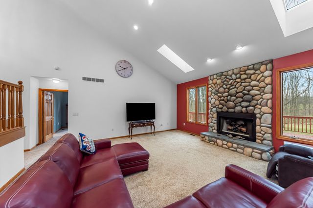 11460 Hearthside Drive, Putnam Twp, MI 48169