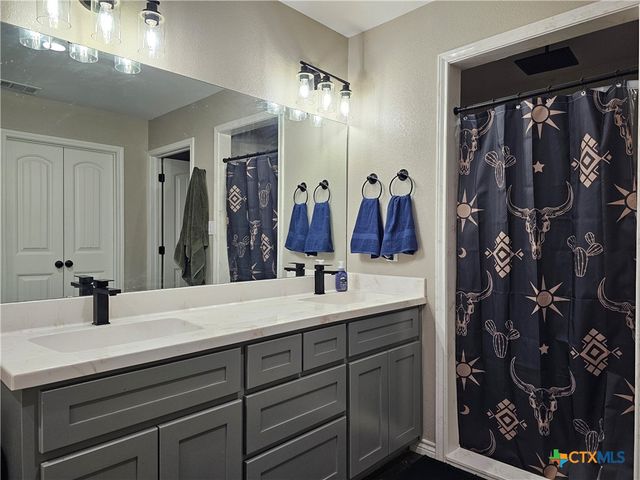 5898 County Road 174, Gatesville, TX 76528