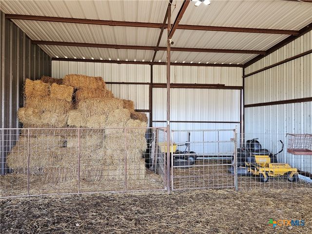 5898 County Road 174, Gatesville, TX 76528