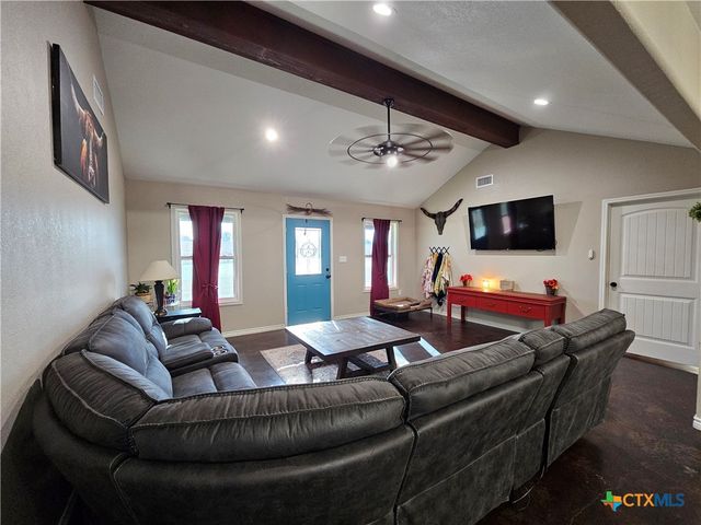 5898 County Road 174, Gatesville, TX 76528