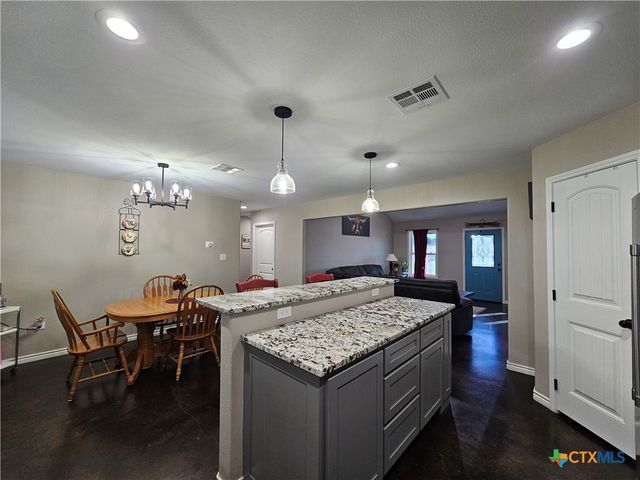 5898 County Road 174, Gatesville, TX 76528