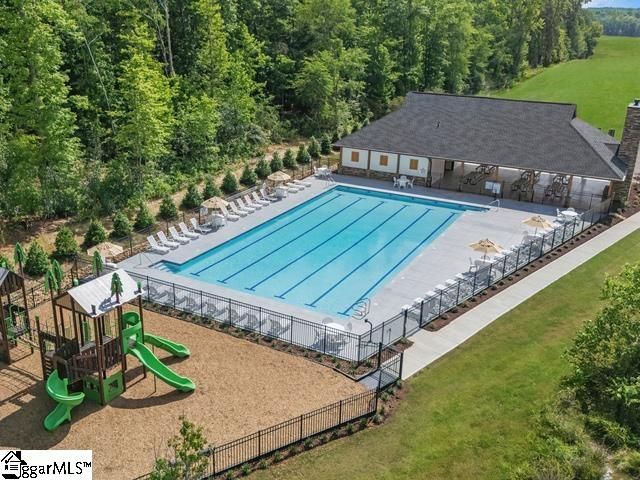105 Vassar Way, Gray Court, SC 29645