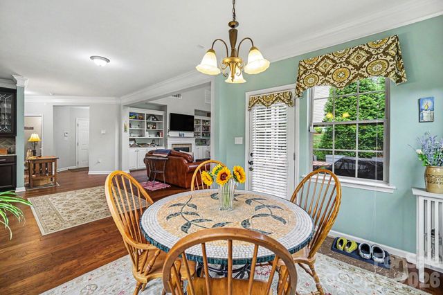 125 Lakeshore Hills Drive, Mooresville, NC 28117