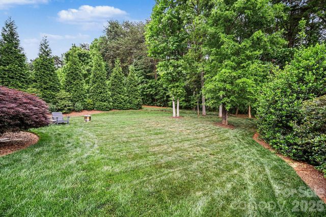 125 Lakeshore Hills Drive, Mooresville, NC 28117