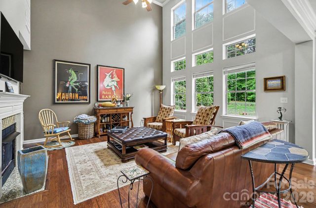 125 Lakeshore Hills Drive, Mooresville, NC 28117