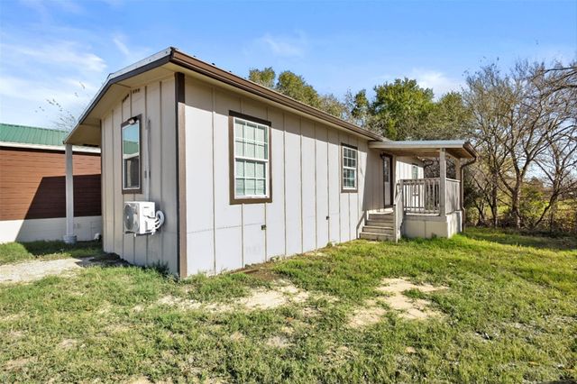 216 Old Coach LN A, Elgin, TX 78621