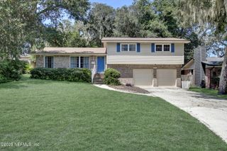 4516 BLUFF Avenue, Jacksonville, FL 32225