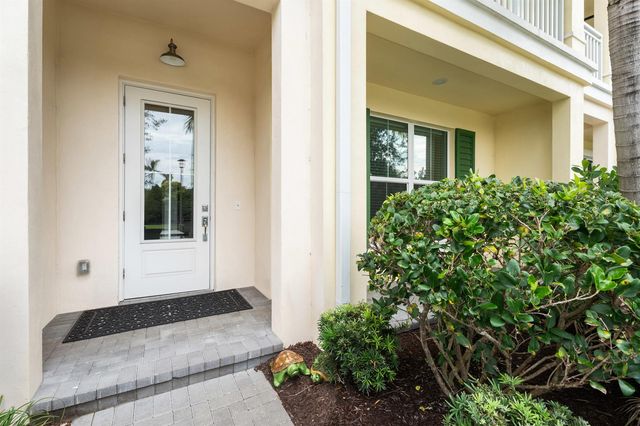 5143 Beckman Terrace, Palm Beach Gardens, FL 33418