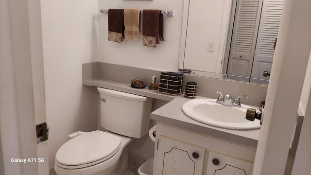 160 Preston Way, Boca Raton, FL 33434