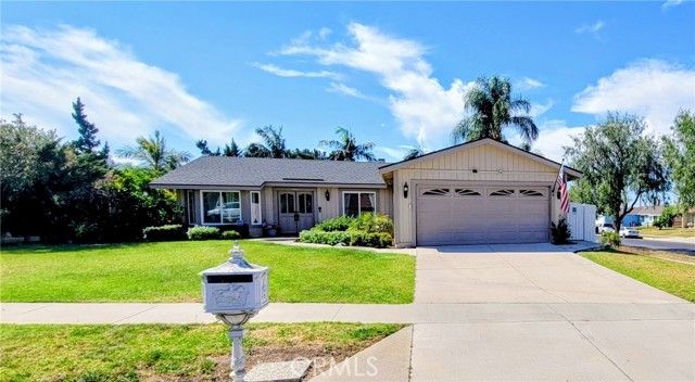 2106 S Belle, Corona, CA 92882