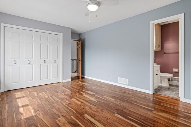 2646 Mackubin Street, Roseville, MN 55113
