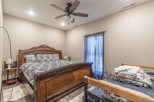 1585 River Valley Road, Doniphan, MO 63935