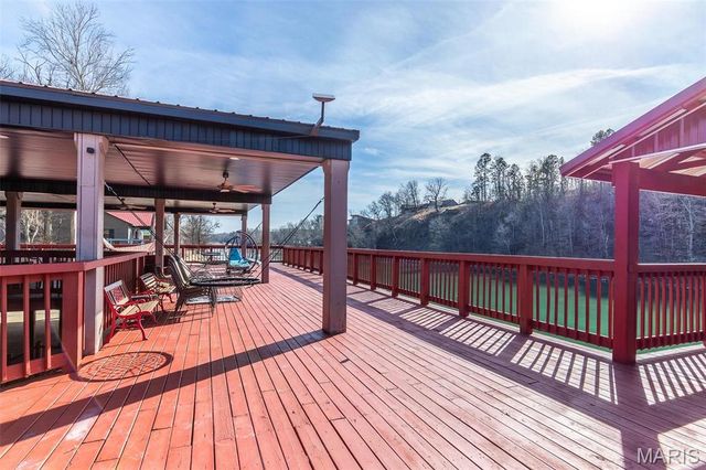 1585 River Valley Road, Doniphan, MO 63935