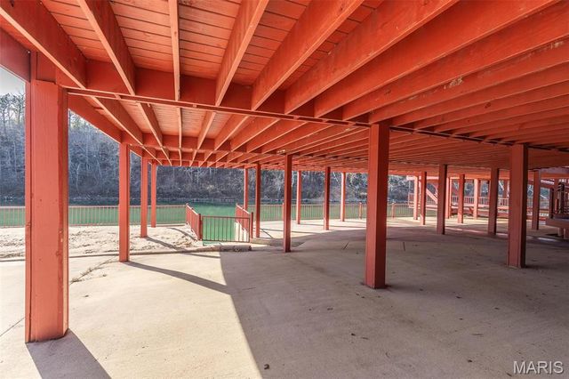 1585 River Valley Road, Doniphan, MO 63935