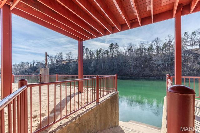 1585 River Valley Road, Doniphan, MO 63935